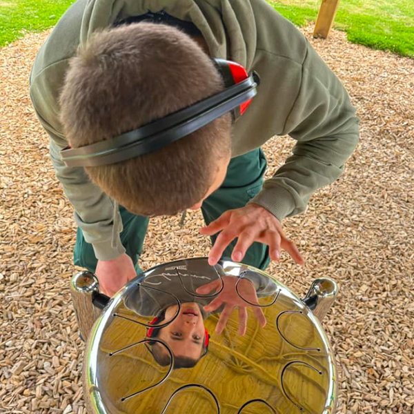 Babel Drum (Boy with Reflection)